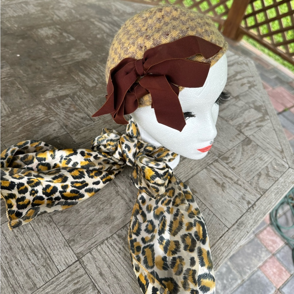 VINTAGE - RARE FINDKnox New York custom fascinador cap dated late 1930s-1940s
